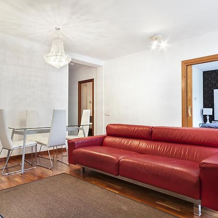 Canela Homes Barcelona Universitat Екстериор снимка
