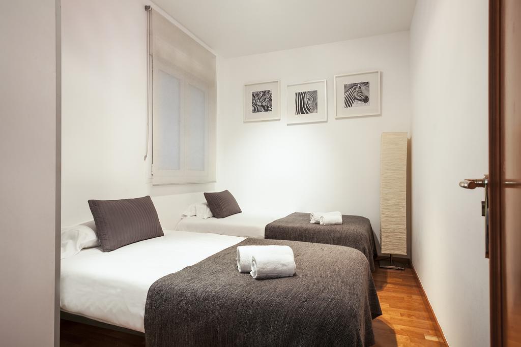Canela Homes Barcelona Universitat Стая снимка