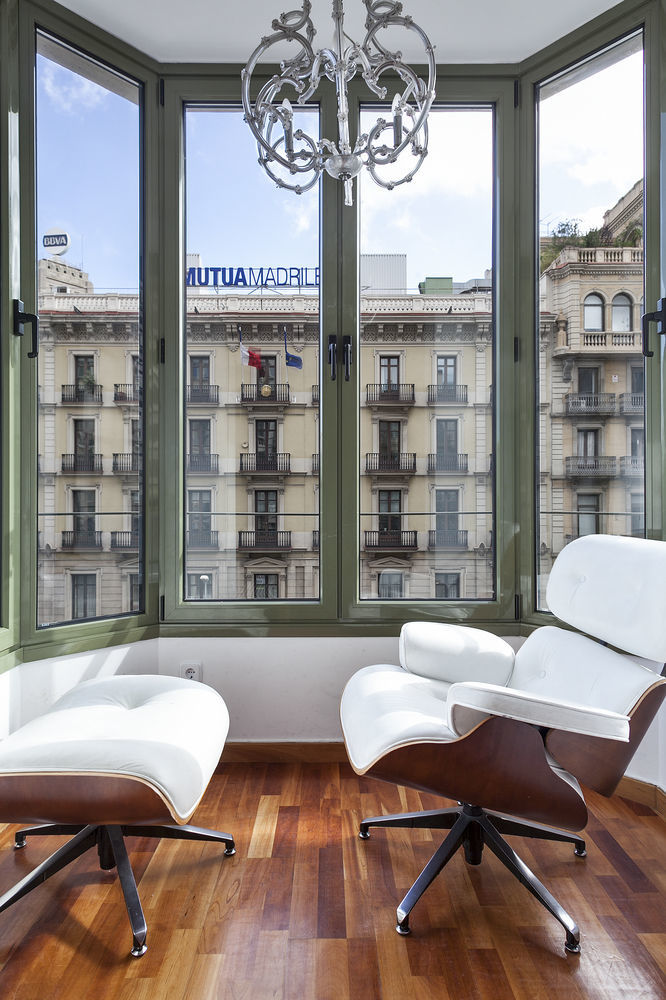 Canela Homes Barcelona Universitat Екстериор снимка